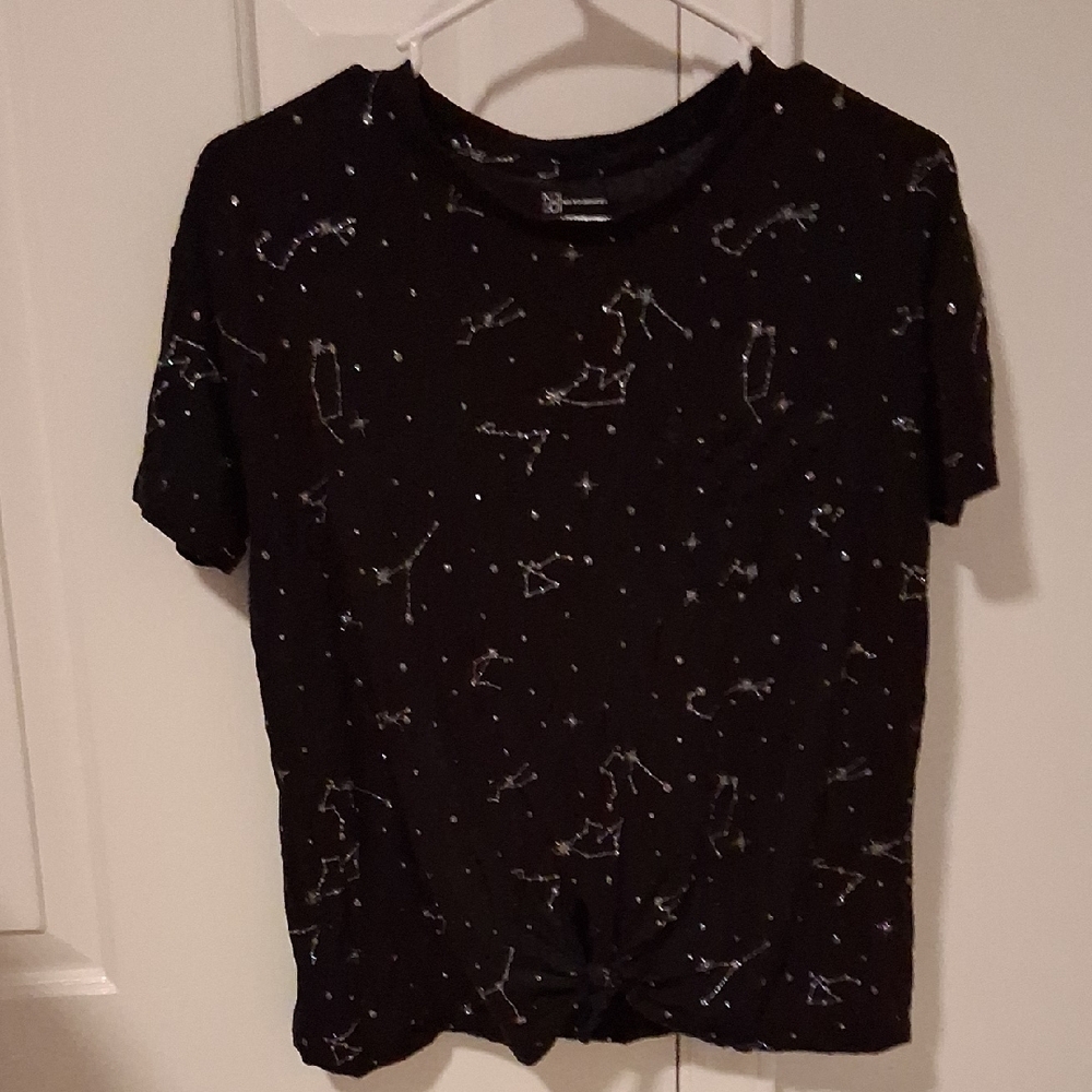 No Boundaries Black Celestial Print Short Sleeve Tee—Size M - Picture 6 of 11